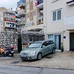 Apartment City Getaway